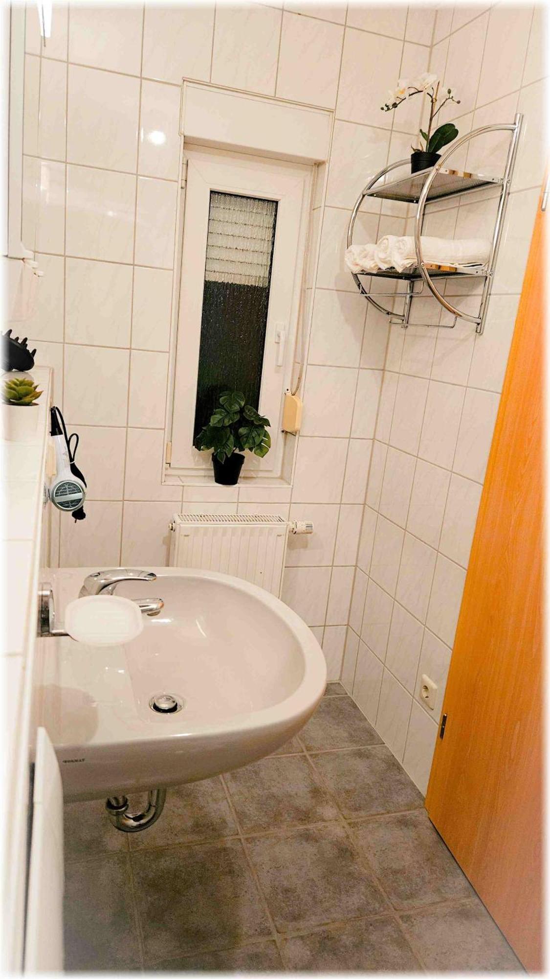 Stay & Sleep Moensheim / Enzkreis Monsheim  ภายนอก รูปภาพ